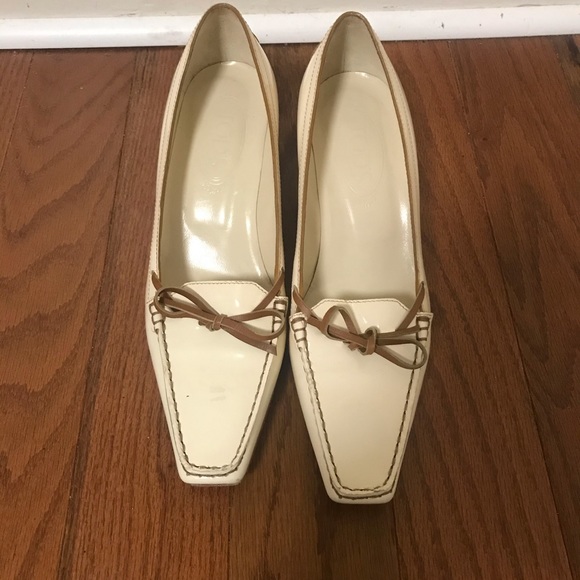 Tod's Shoes - tod's patent leather pumps cream 7.5